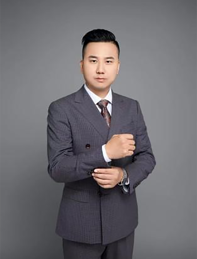 陈健