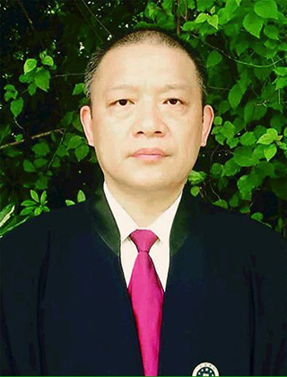 严卫