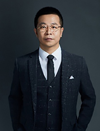 石鑫