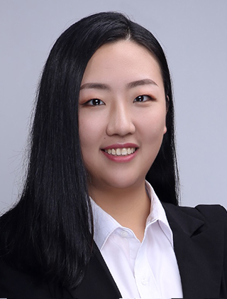 李佳怡
