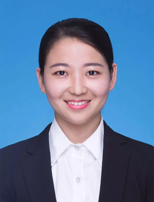 侯君