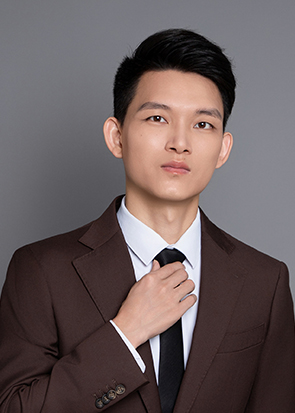 杨育新